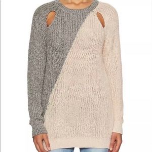 BCBG Max Azria oversized keyhole knit sweater Xs